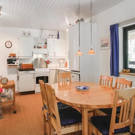 Three-bedroom Holiday In