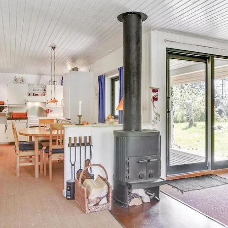 Three-bedroom Holiday In