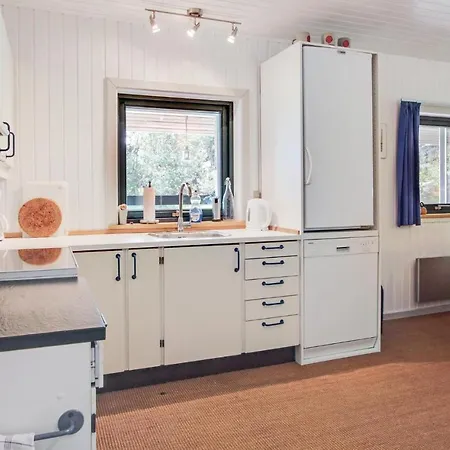 Three-bedroom Holiday In Σπίτι διακοπών Stege